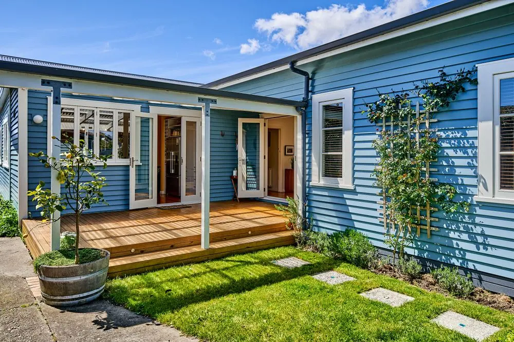 The ROI of Exterior Painting Before Selling Your Home in Auckland or Wellington