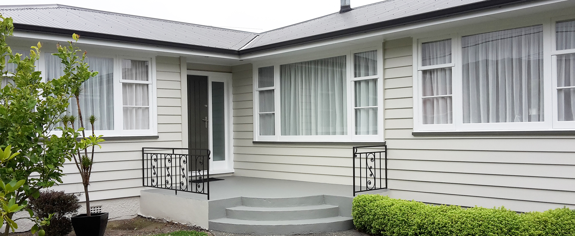 exterior house painters